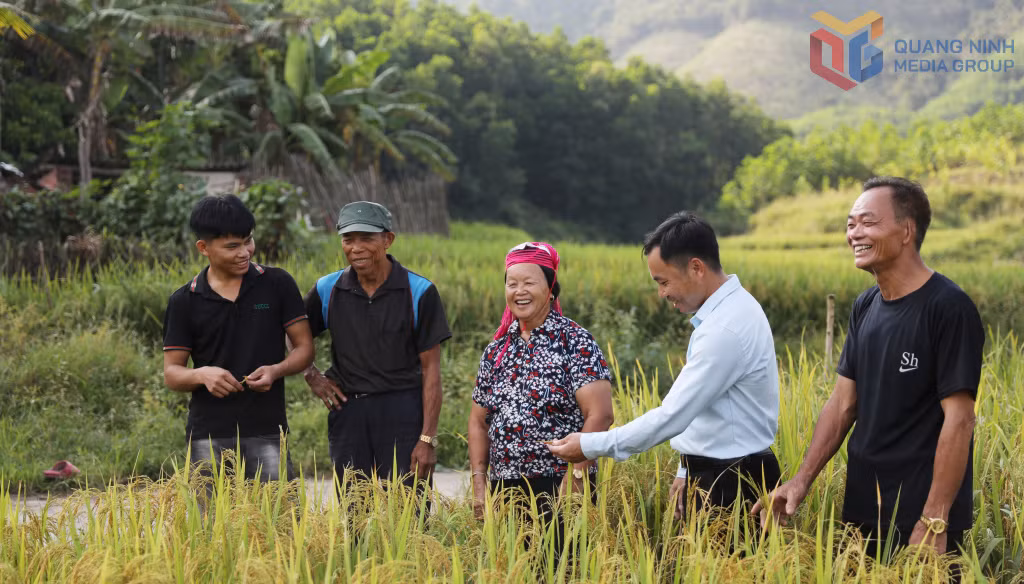 Ảnh với chú thích