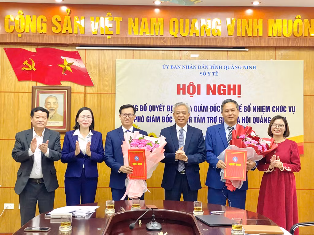 Ảnh với chú thích