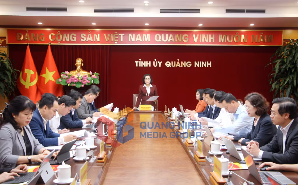 Đồng chí Nguyễn Thị Thanh, Ủy viên Trung ương Đảng, Phó Chủ tịch Quốc hội, Ủy viên Hội đồng bầu cử quốc gia, phát biểu tại buổi làm việc với tỉnh Quảng Ninh (3-2026). Ảnh: Mạnh Trường