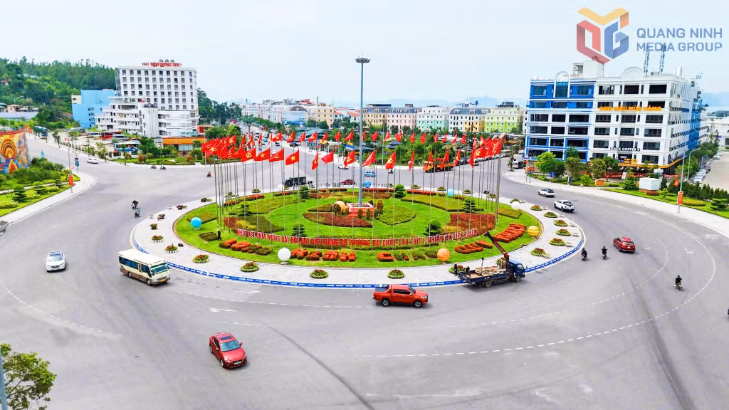 Ảnh với chú thích