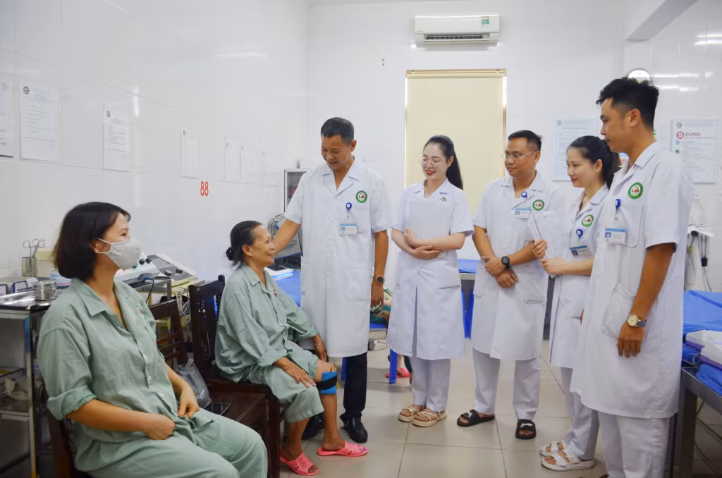 Ảnh với chú thích