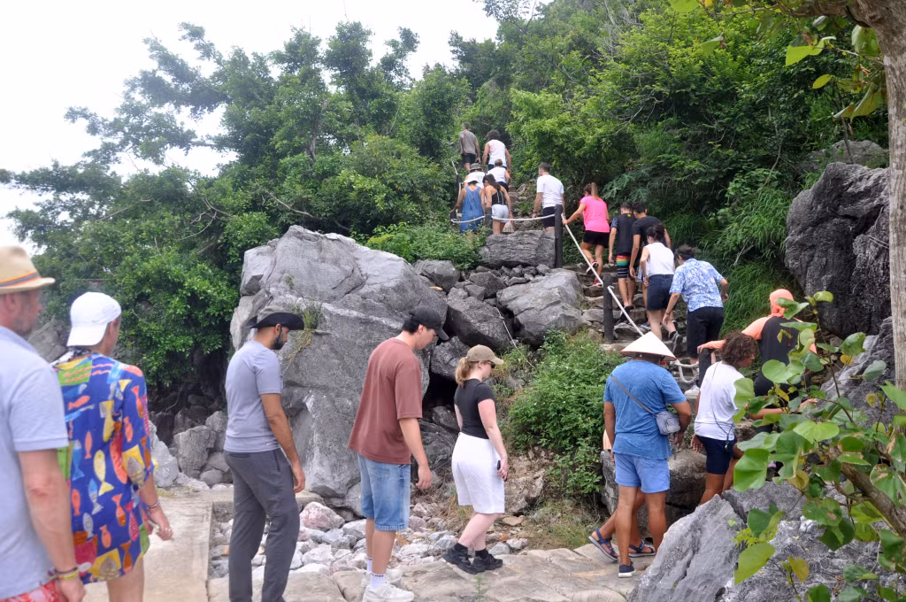 Ảnh với chú thích