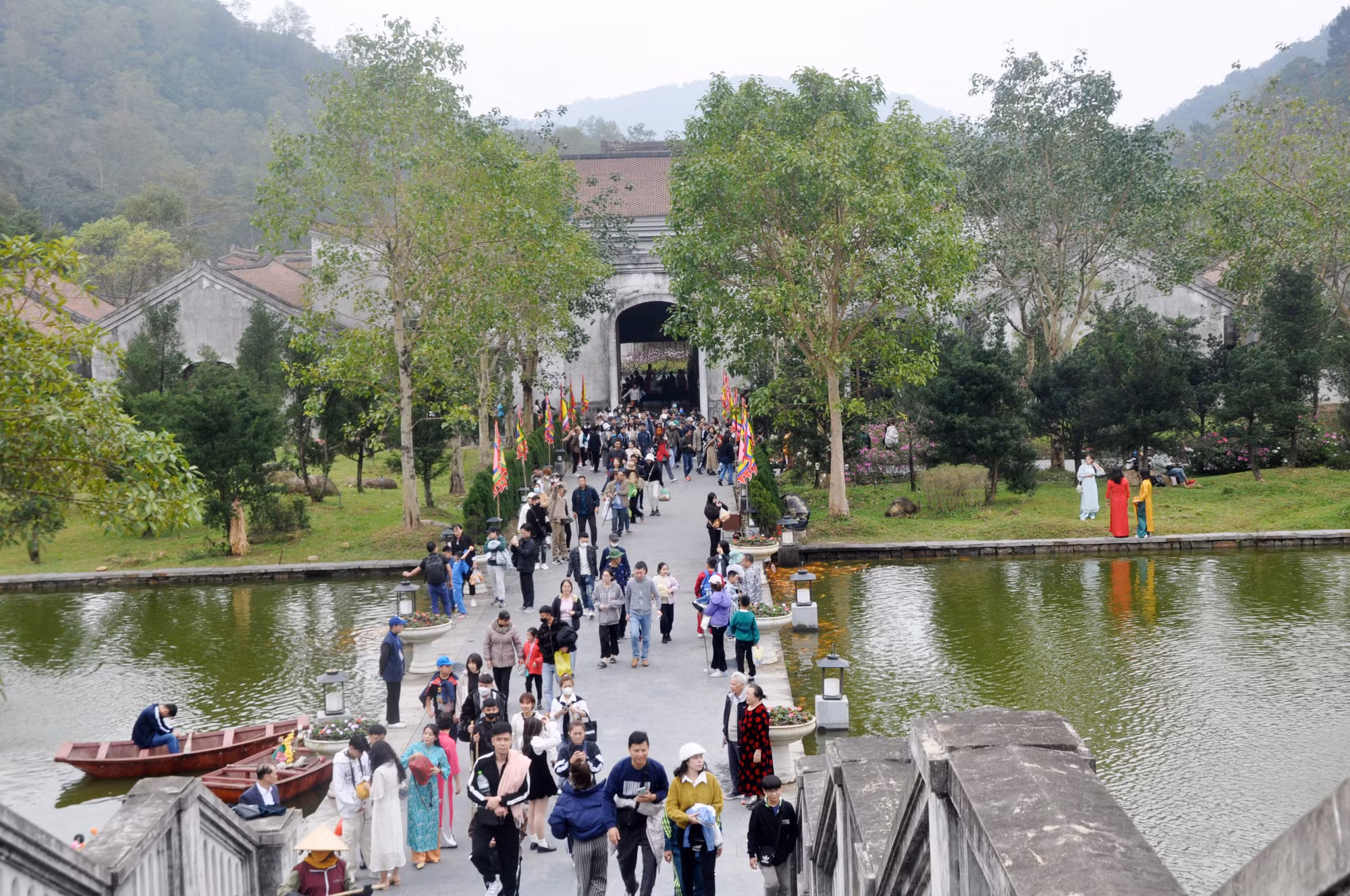 Ảnh với chú thích