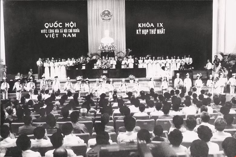 Ảnh với chú thích
