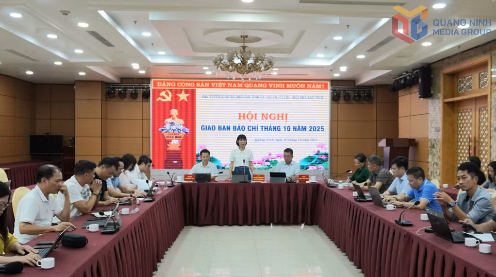 Ảnh với chú thích