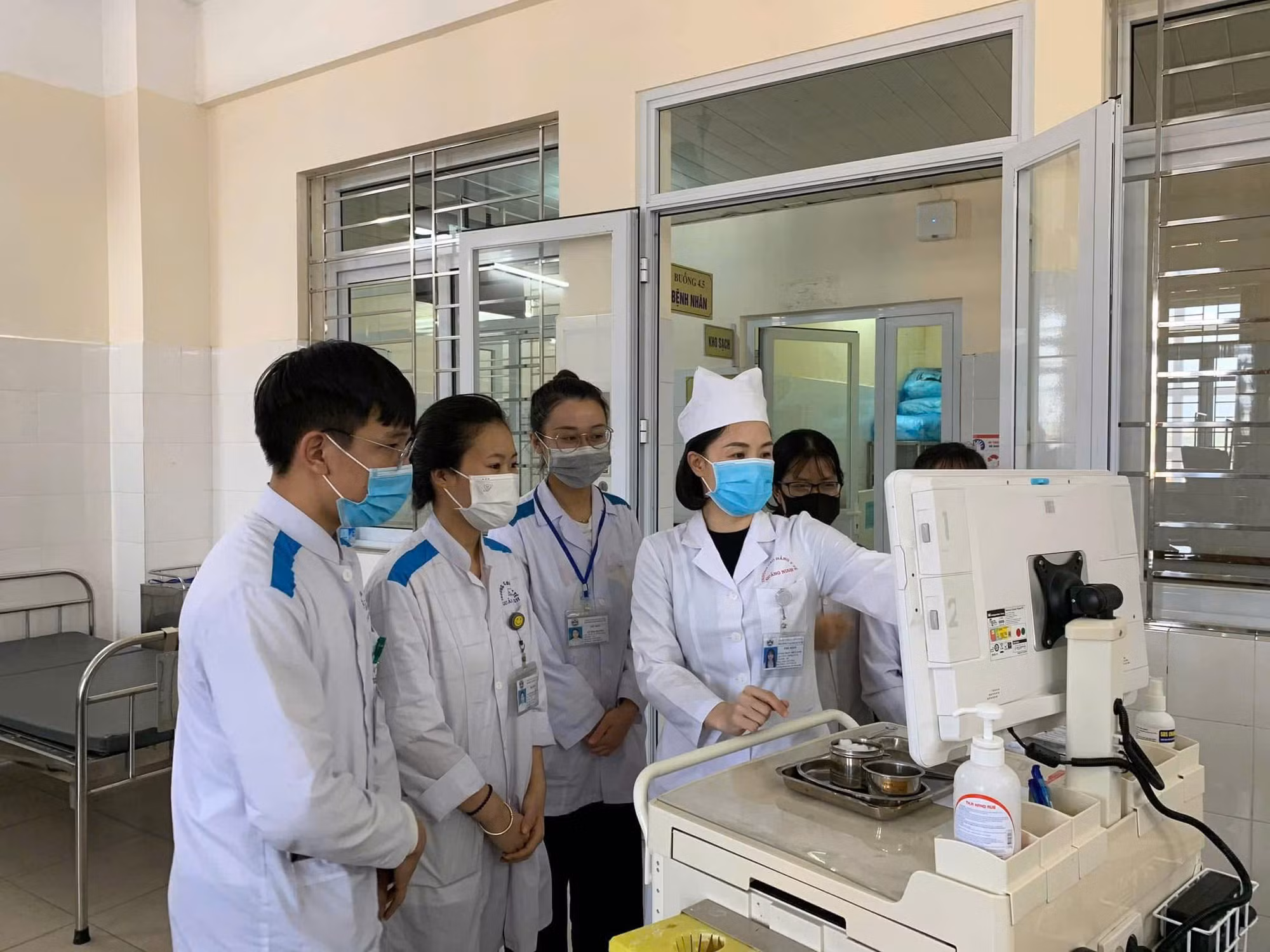 Sinh viên Cao đẳng Y tế