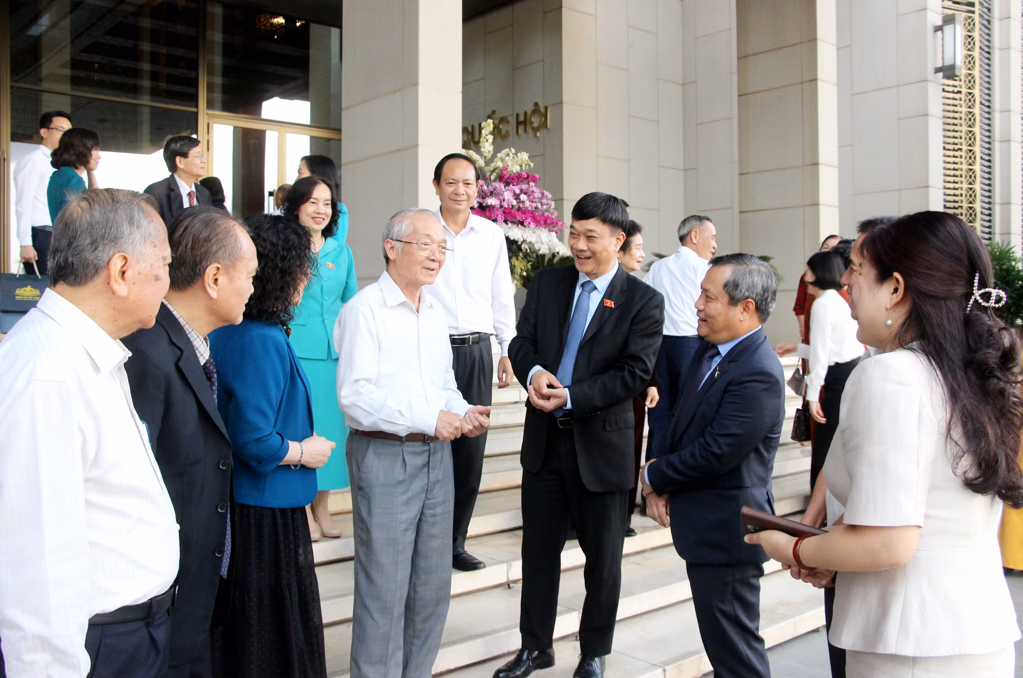 Ảnh với chú thích