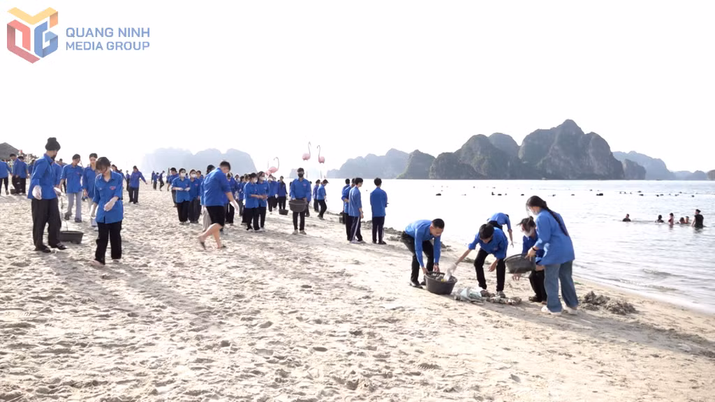 Phẫu thuật nội soi cột sống