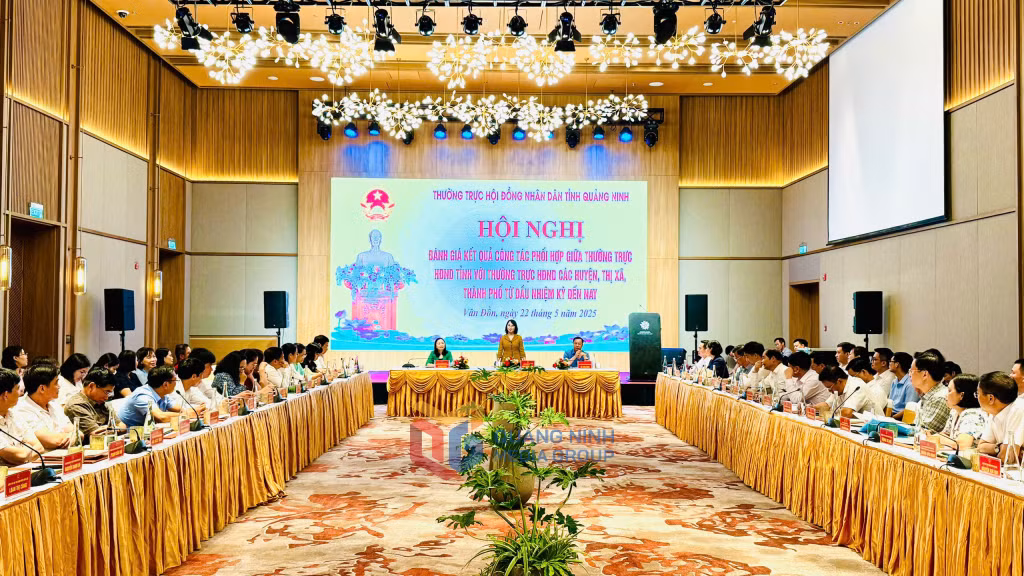 Ảnh với chú thích