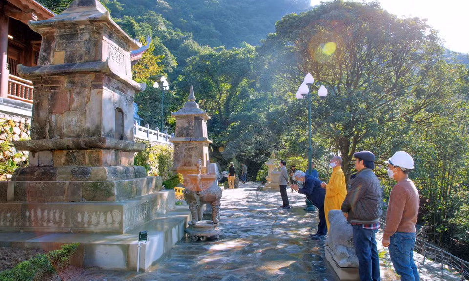 Đông về, hành hương lên Thánh địa Ngọa Vân ảnh 6