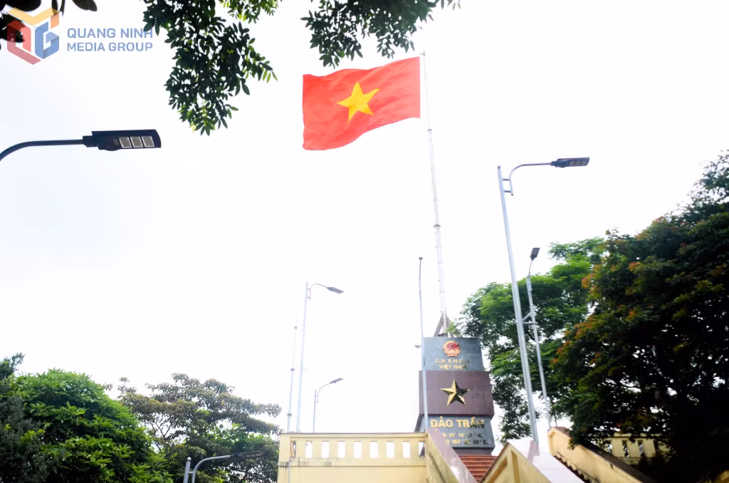 Ảnh với chú thích