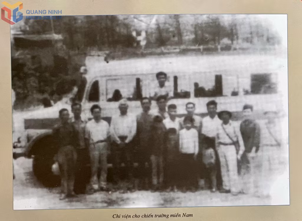 Ảnh với chú thích
