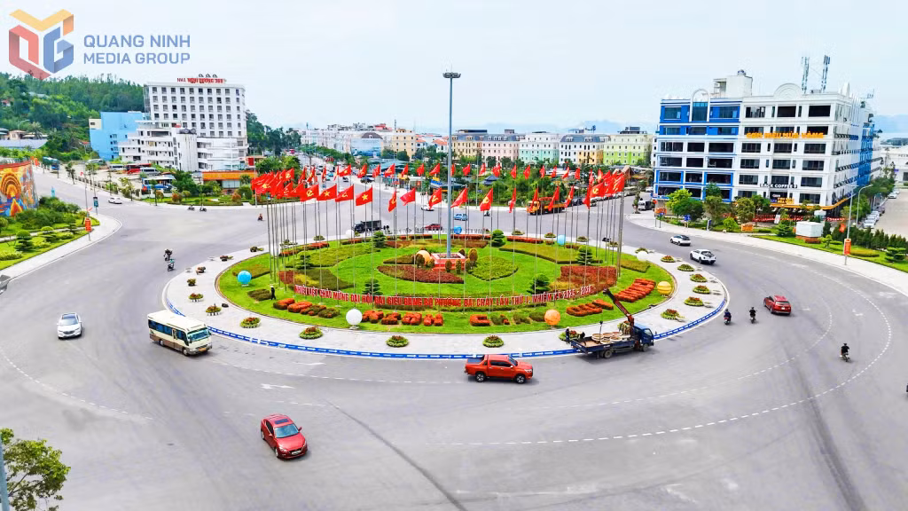 Ảnh với chú thích