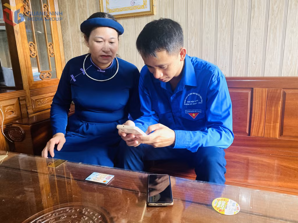 Ảnh với chú thích