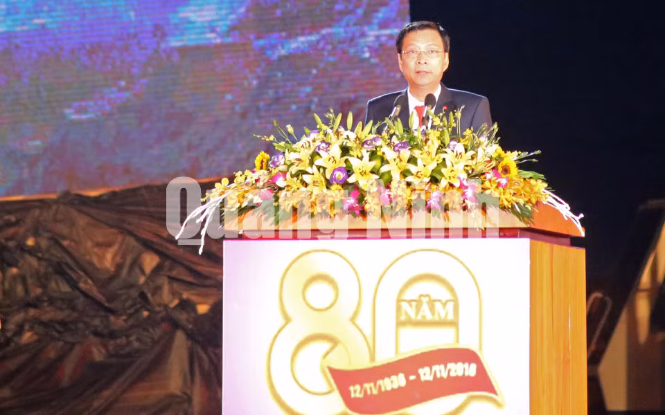 Đồng chí Nguyễn Văn Đọc, Bí thư Tỉnh ủy, Chủ tịch HĐND tỉnh phát biểu. Ảnh: Hùng Sơn