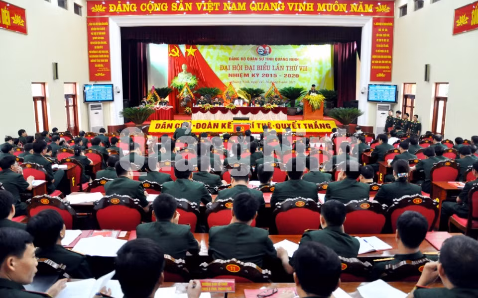 Quang cảnh Đại hội Đảng bộ Quân sự tỉnh.