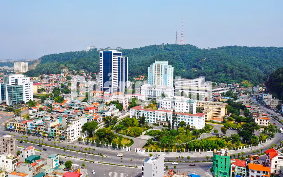 Khu hành chính tỉnh Quảng Ninh (5-2020). Ảnh: Hùng Sơn