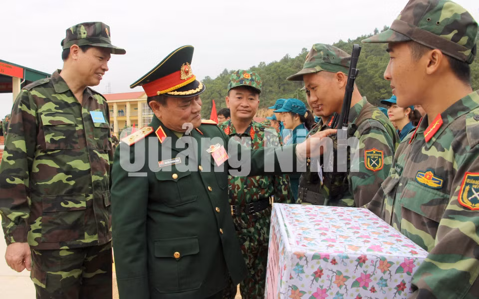 Cuộc diễn tập KVPT tỉnh 2017 thành công tốt đẹp, đạt được mục đích, yêu cầu đề ra. Ảnh: Hồng Ngọc (CTV)