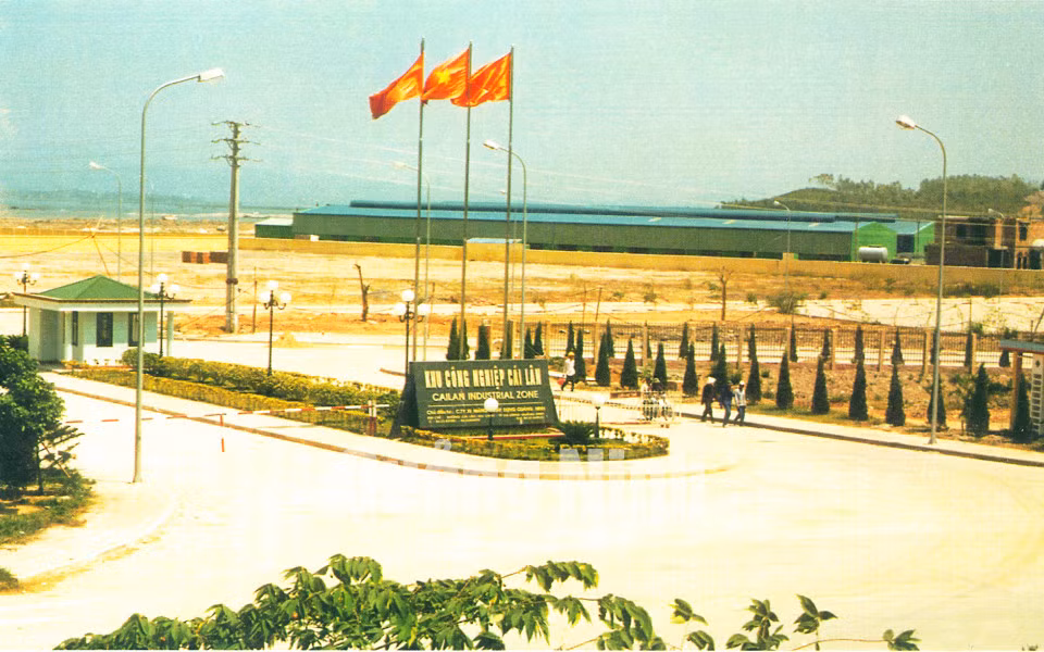 Khu công nghiệp Cái Lân khi mới được hình thành. Ảnh: Đỗ Khánh