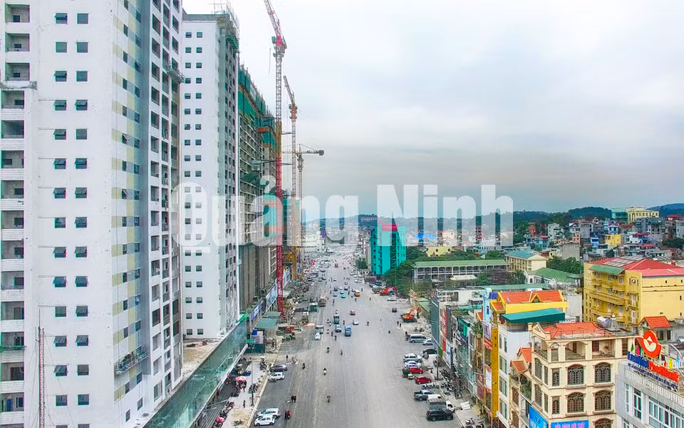 Mở rộng đường Trần Hưng Đạo (1-2018). Ảnh: Hùng Sơn