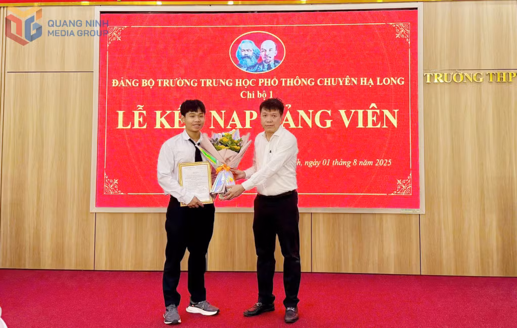 Ảnh với chú thích