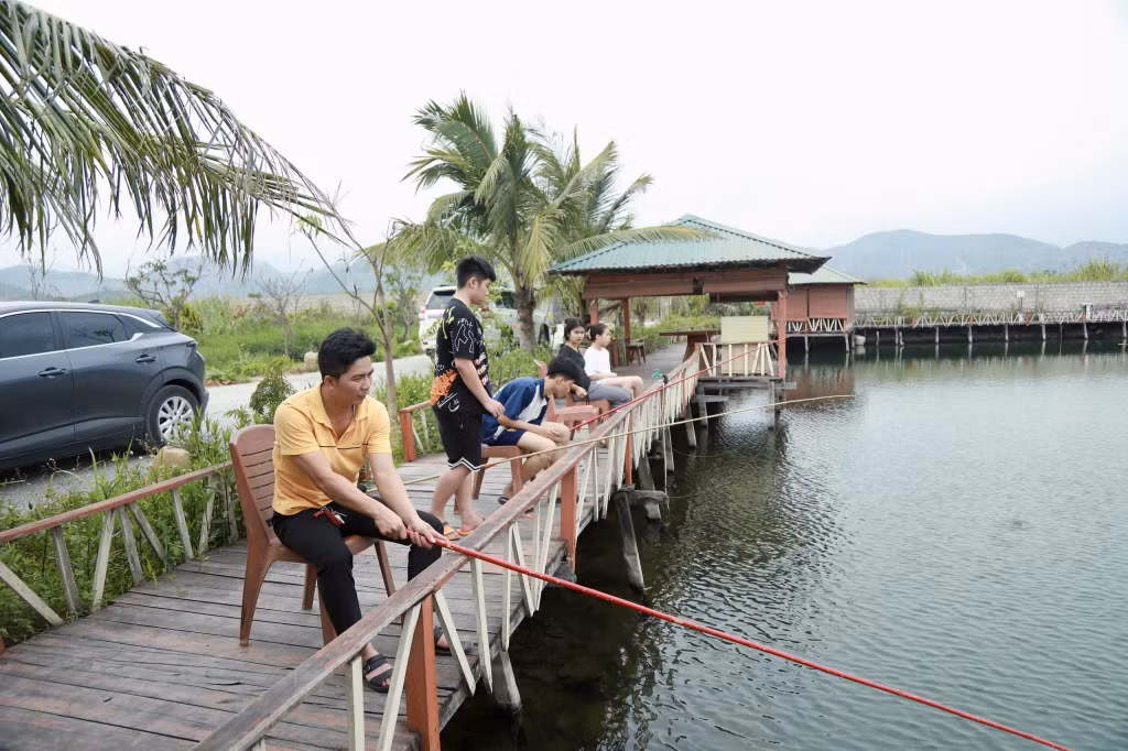 Ảnh với chú thích