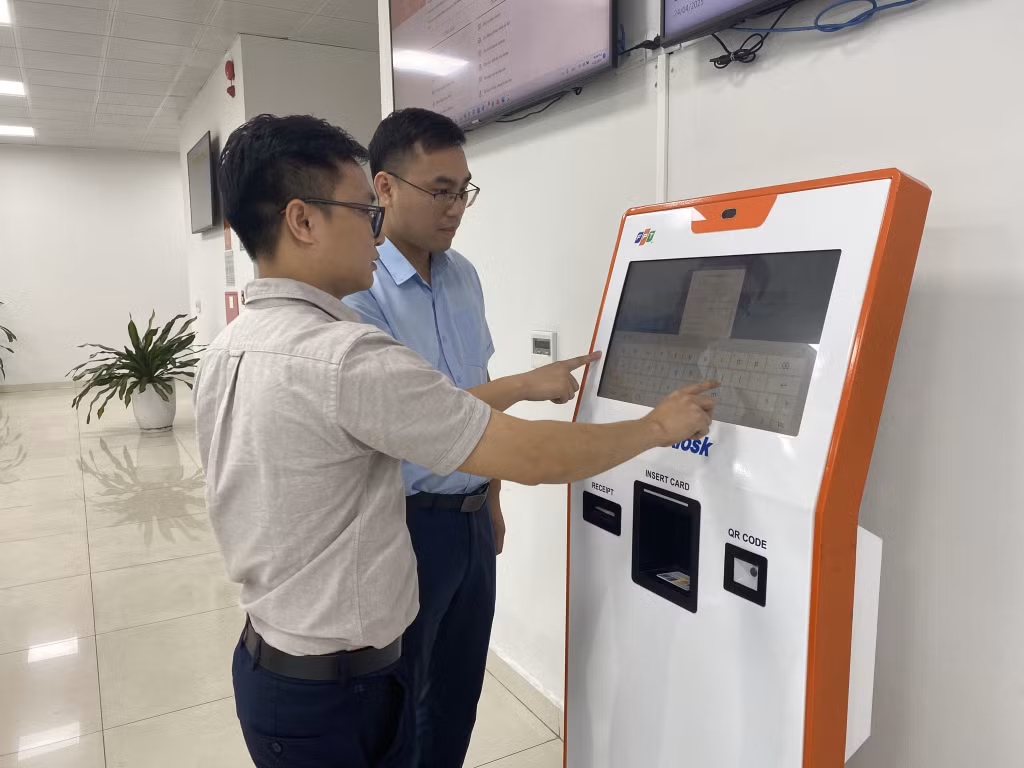 Ảnh với chú thích