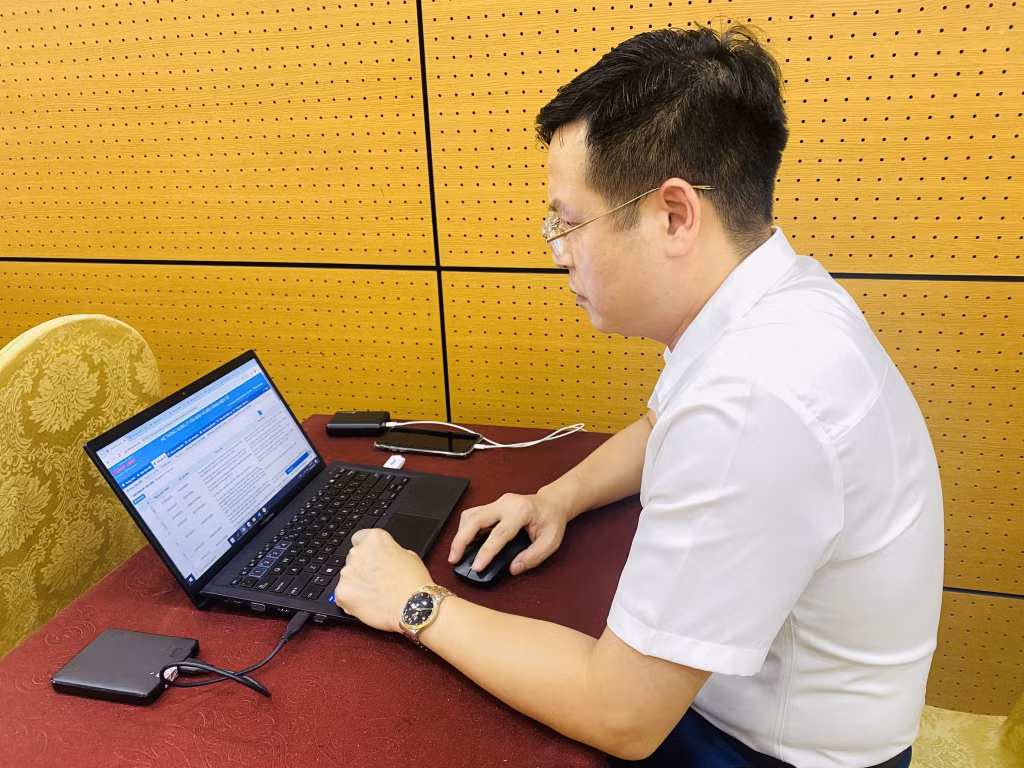 Ảnh với chú thích