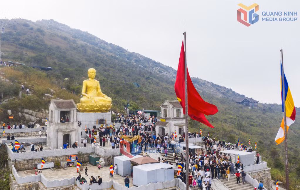 Ảnh với chú thích