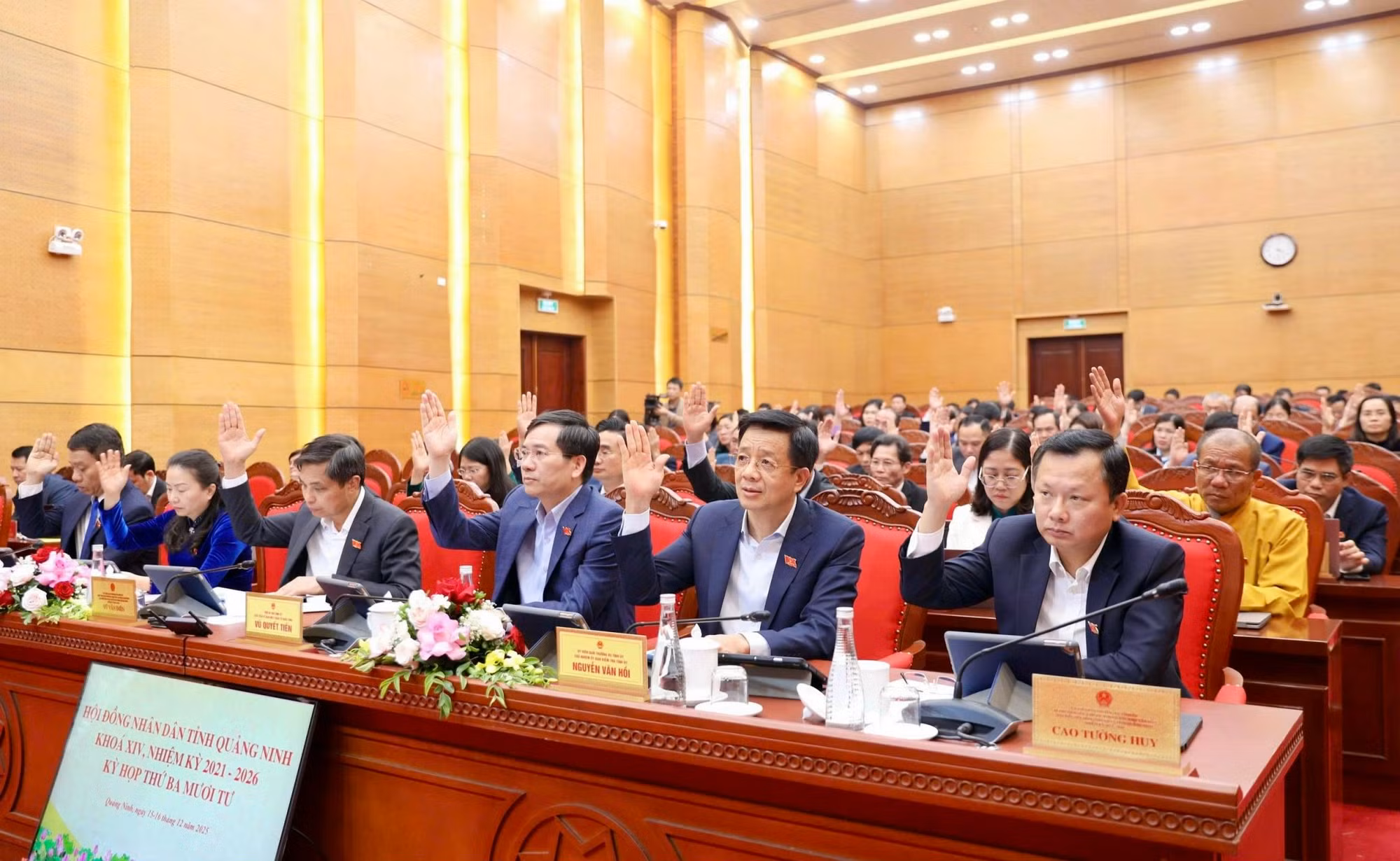 Ảnh với chú thích