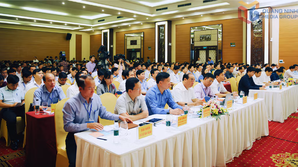 Ảnh với chú thích