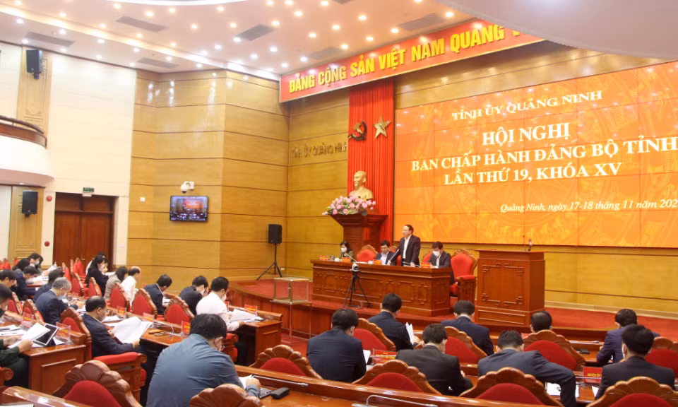 Ảnh với chú thích