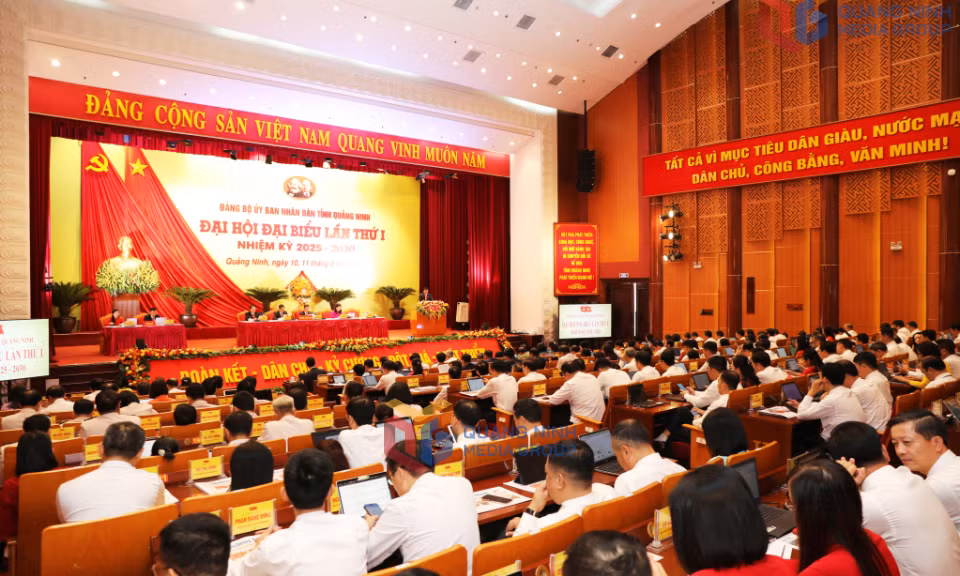 Ảnh với chú thích