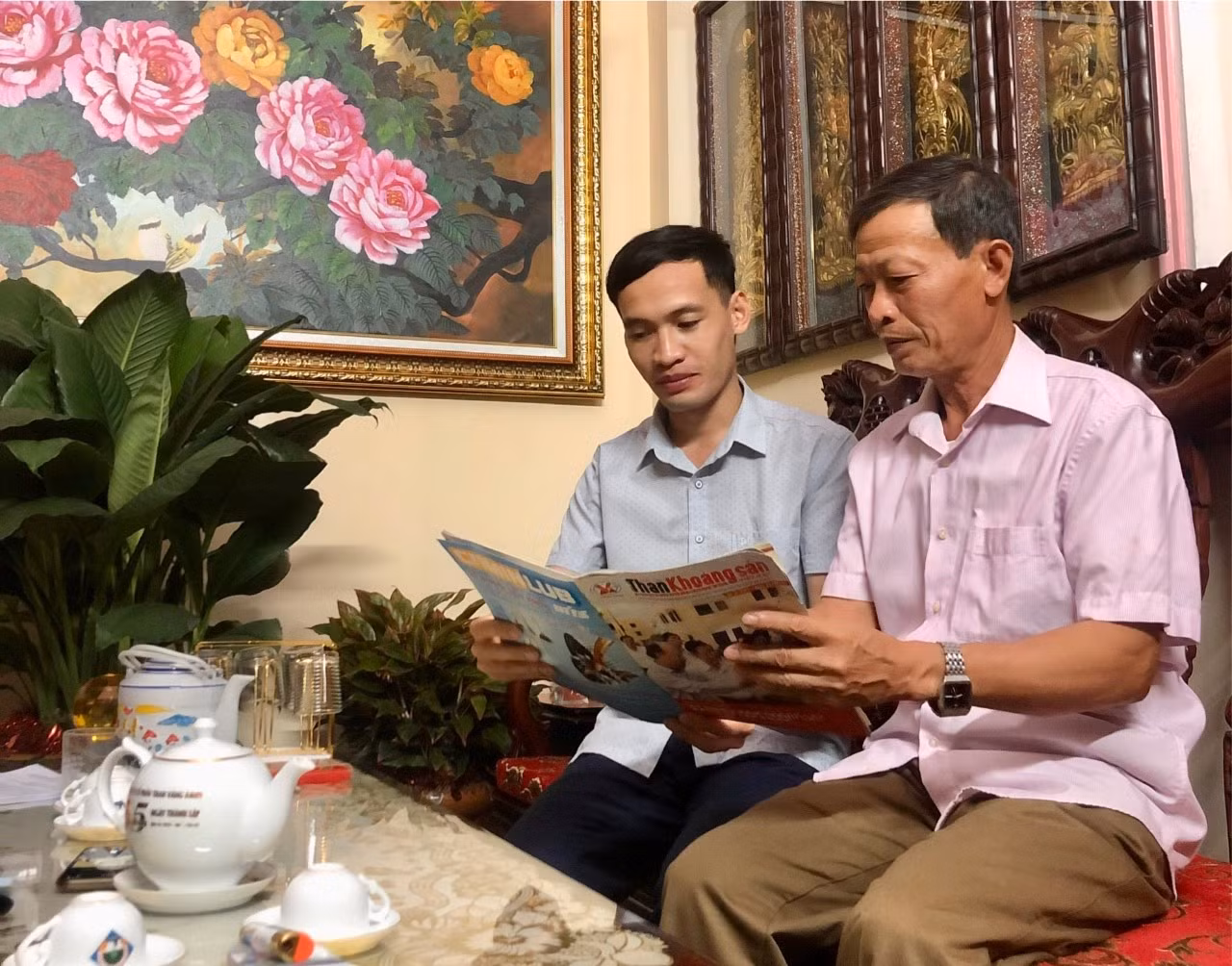 Nơi dấu chân cha in những đường lò ảnh 4