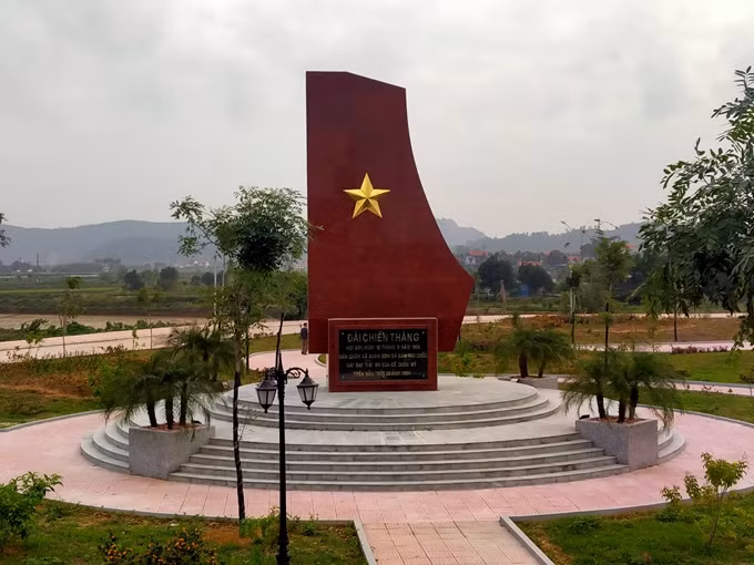 Miền trầm tích nơi cửa ngõ phía Tây ảnh 18