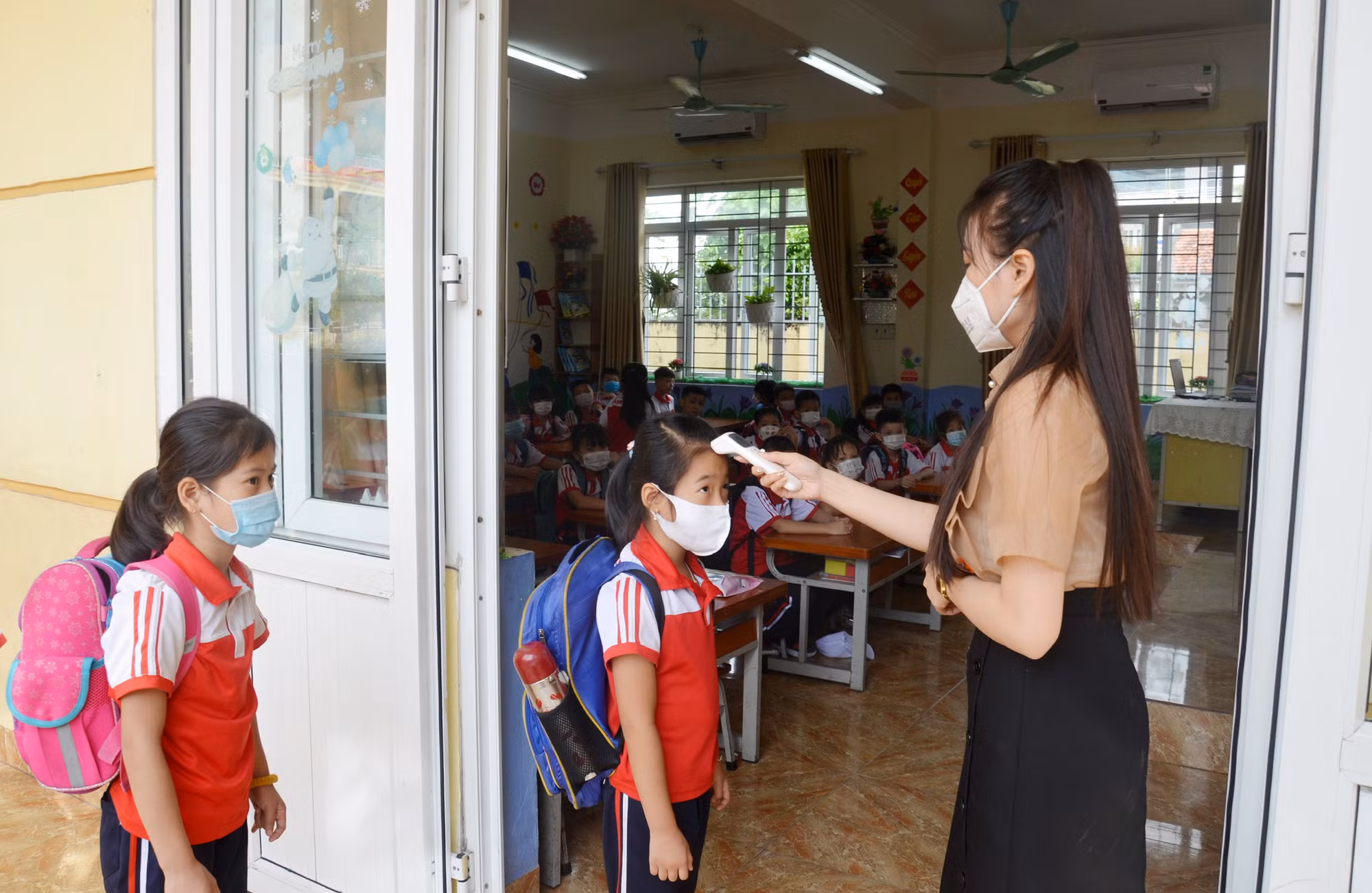 Ảnh với chú thích