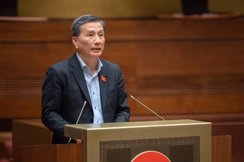 Chủ nhiệm Ủy ban Khoa học, Công nghệ và Môi trường Lê Quang Huy phát biểu tại phiên họp. (Ảnh: DUY LINH)