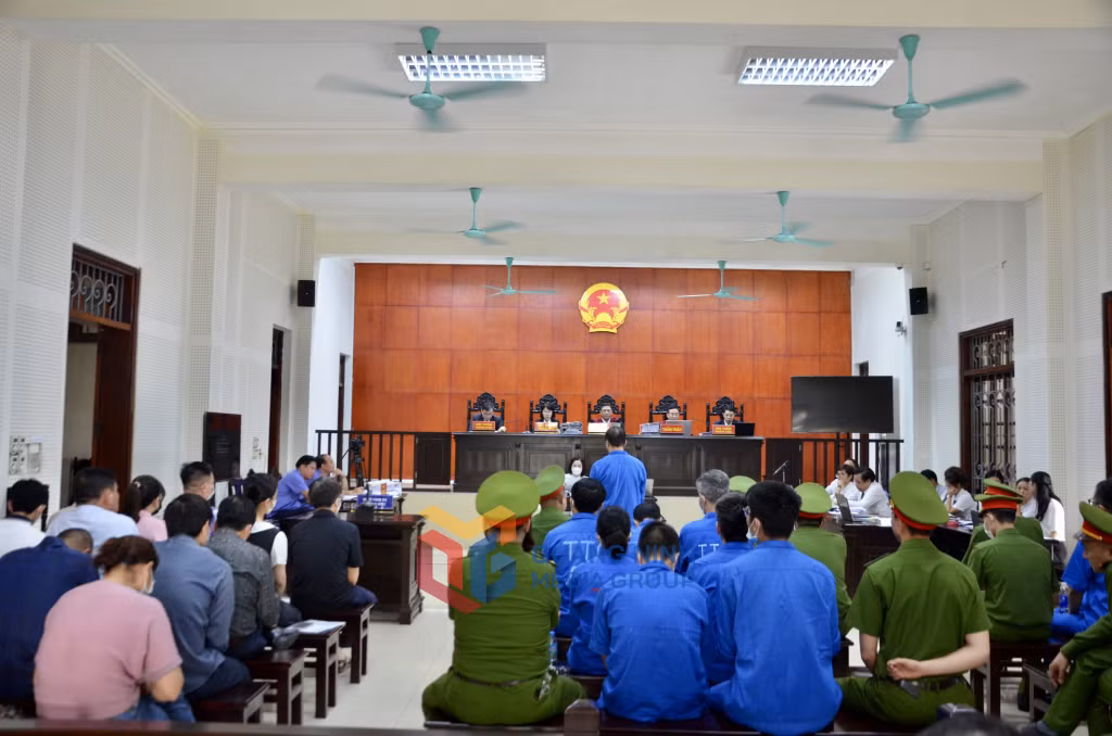 Ngày làm việc thứ 3 xét xử sơ thẩm 28 bị cáo trong vụ án xảy ra tại Công ty CP Quản lý đường sông số 3.