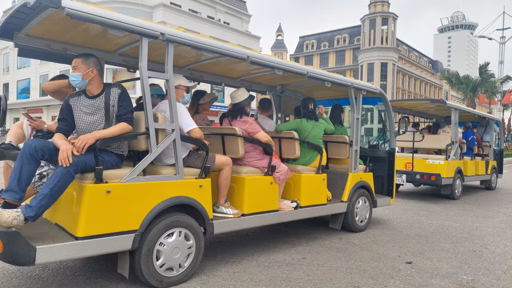 Hiện nay, Chi hội lữ hành đang đưa, đón khách du lịch Trung Quốc đến các 