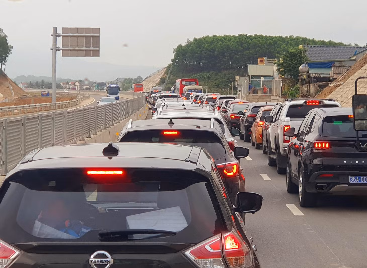 Tuyến đường cao tốc Mai Sơn- Quốc lộ 45 rút ngắn thời gian từ Thanh Hóa đi Ninh Bình đến Hà Nội và các tỉnh phía Bắc.