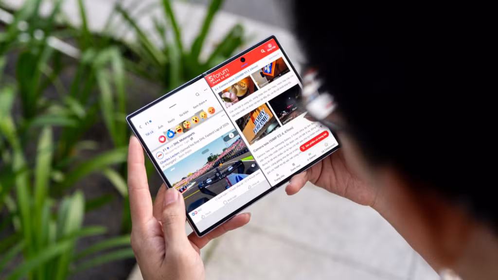 Đa nhiệm chia đôi màn hình, tiện họp và làm việc