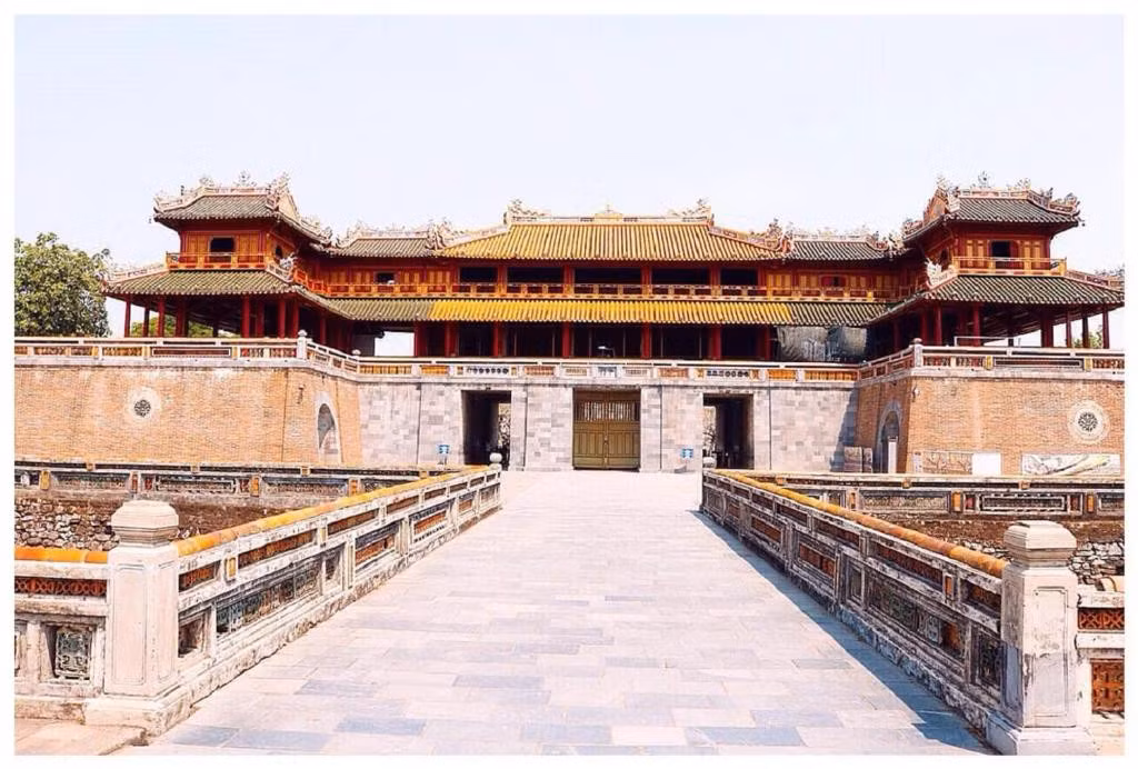 Đại nội Huế, một trong những điểm di tích lịch sử không thể bỏ qua khi đến Huế du lịch. Ảnh: DL