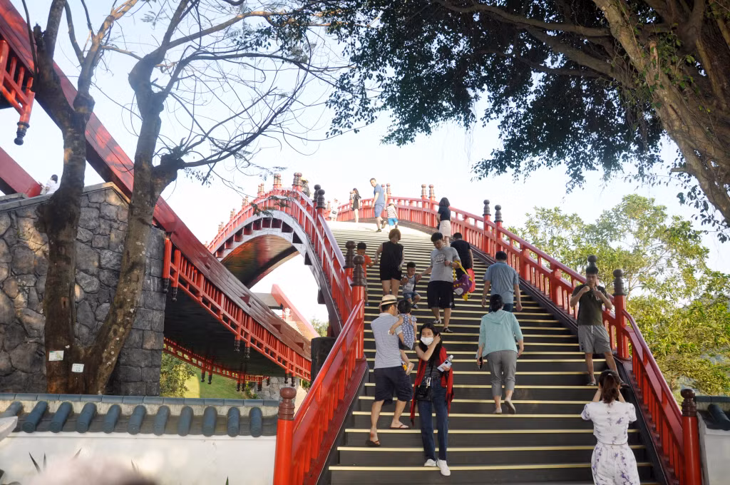 Ông Hà Văn Siêu đánh giá cao sự quyết tâm, chủ động Quảng Ninh nhằm đón luồng khách trở lại. Ảnh chụp tại khu vui chơi Sun World Halong Complex.