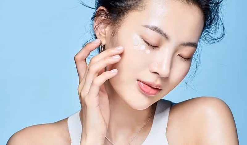 Bỏ túi những bí quyết khi sử dụng kem chống nắng để có được hiệu quả tốt nhất. Ảnh: Đẹp Việt