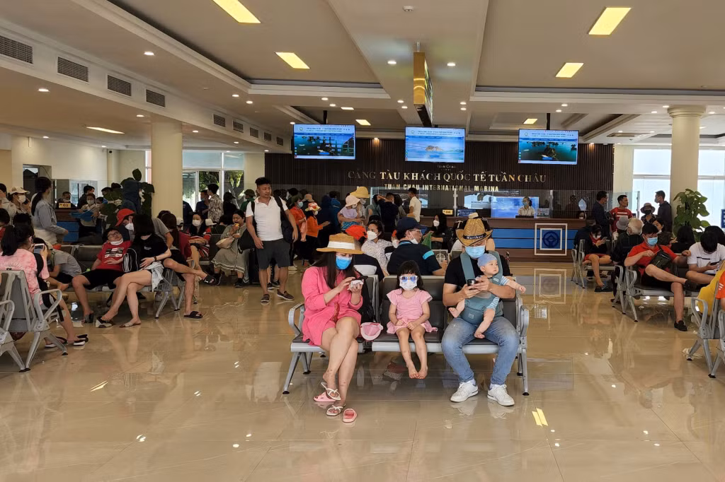 Nhà ga hành khách Cảng tàu khách quốc tế Tuần Châu.