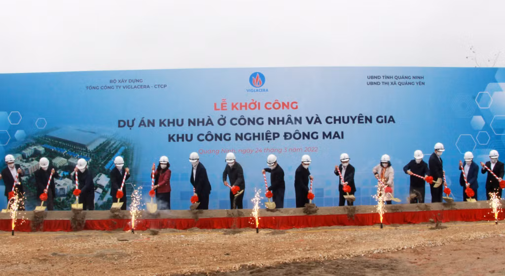 Tổng Công ty Viglacera khởi công dự án khu nhà ở công nhân và chuyên gia KCN Đông Mai (TX Quảng Yên), tháng 4/2022. Ảnh Thu Chung