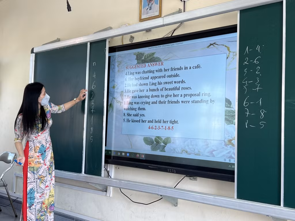 Việc khởi động tiết học được đổi mới đã đem lại cho học sinh nhiều hứng thú học tập.