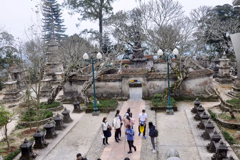 Khu vực vườn tháp Tổ Yên Tử (Quảng Ninh) nằm trong Quần thể Di tích - Danh thắng Yên Tử đang đề cử là Di sản thế giới.