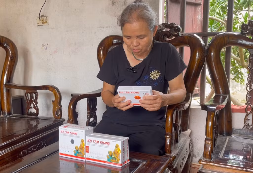 Uống Ích Tâm Khang giúp bà Hòa dứt hẳn các cơn khó thở, loạn nhịp tim do bệnh tim to, tăng huyết áp
