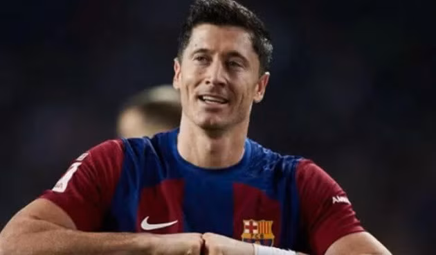 Lewandowski được Mourinho nhắm đến.